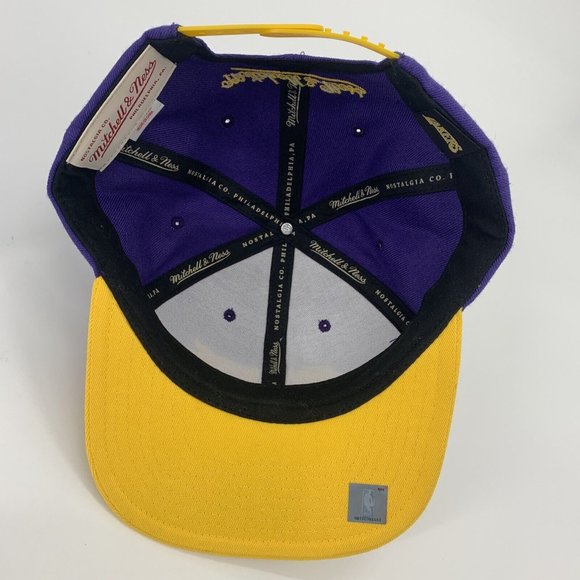 Men's Mitchell & Ness Los Angeles Lakers Purple Yellow‎ Two-Tone Snapback Hat - Picture 8 of 12